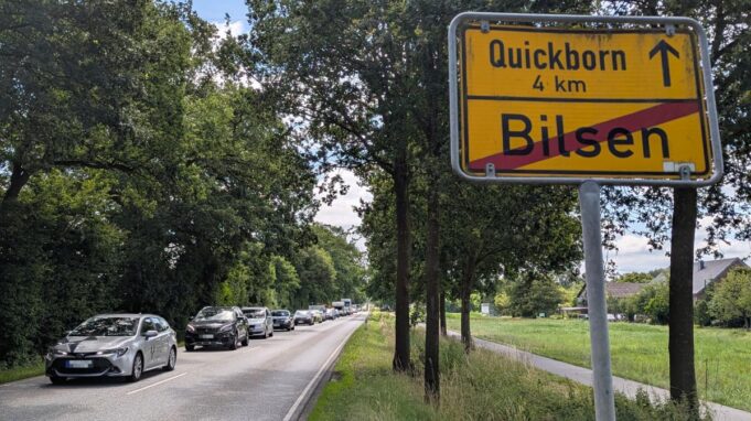 Lange Staus Zwischen Quickborn und Bilsen

