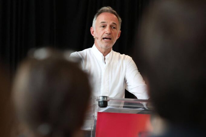 Les Socialistes Designent Emmanuel Grégoire Pour Les -Vertreter Aux Municipales - Paris

