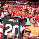 Liverpooler Spieler, Fans würdigen Jota seit dem Tod des Stürmers