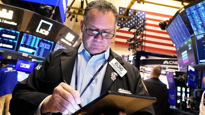 Marktbericht: dow hinkt Hinterhaut

