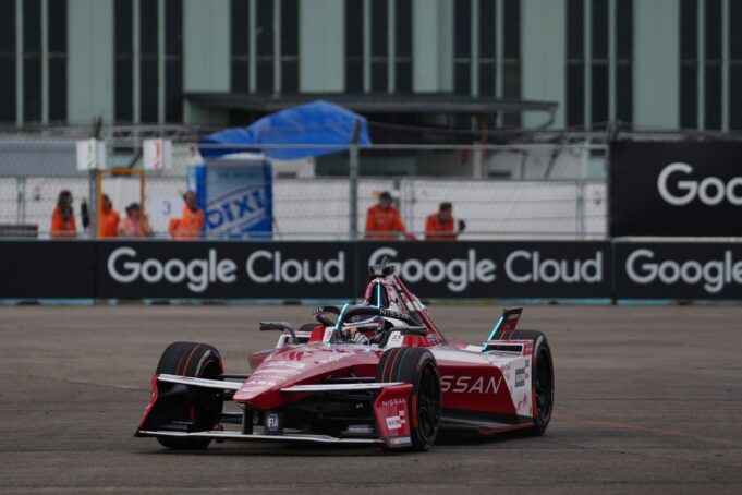 Oliver Rowland Champion E-Classidy mit dem Titel Gewinn der zweite Berlin E-Prix

