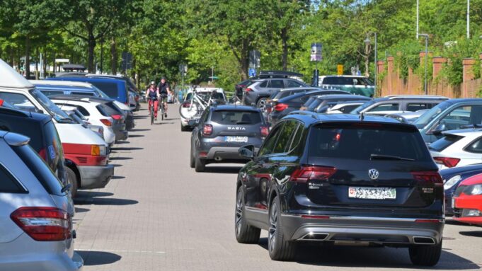 Parkplätze, Gebäl und Kostenlose Tipps

