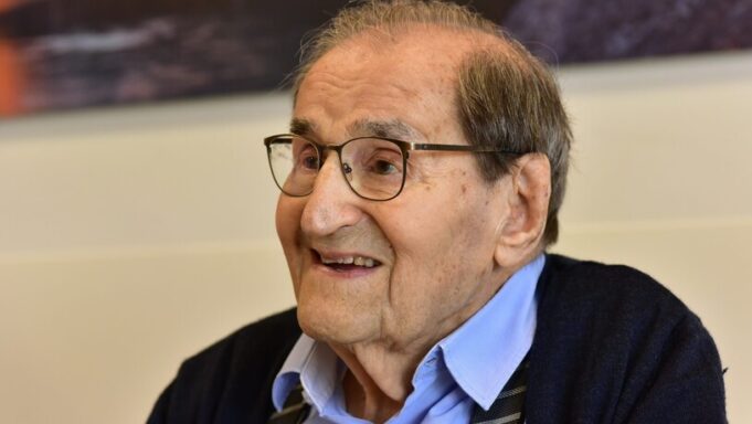 Paul Wagner Aus Glarus Wird 100 und Sagtbober das Beheimnis Seines Hohen Alters: «Das ist Zufall»

