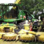Rettungskrräftetrainierenunfällemitlandmaschinen
