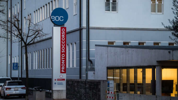 Tessiler Notaufahmen Wengenhitzeuberdurchbrittlichvoll

