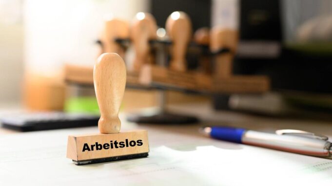 WEDELER ELERN BANGEN UM IHRE JOBS

